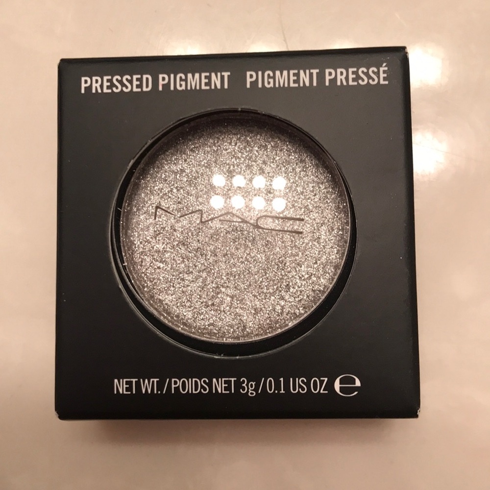 MAC Pressed Pigment